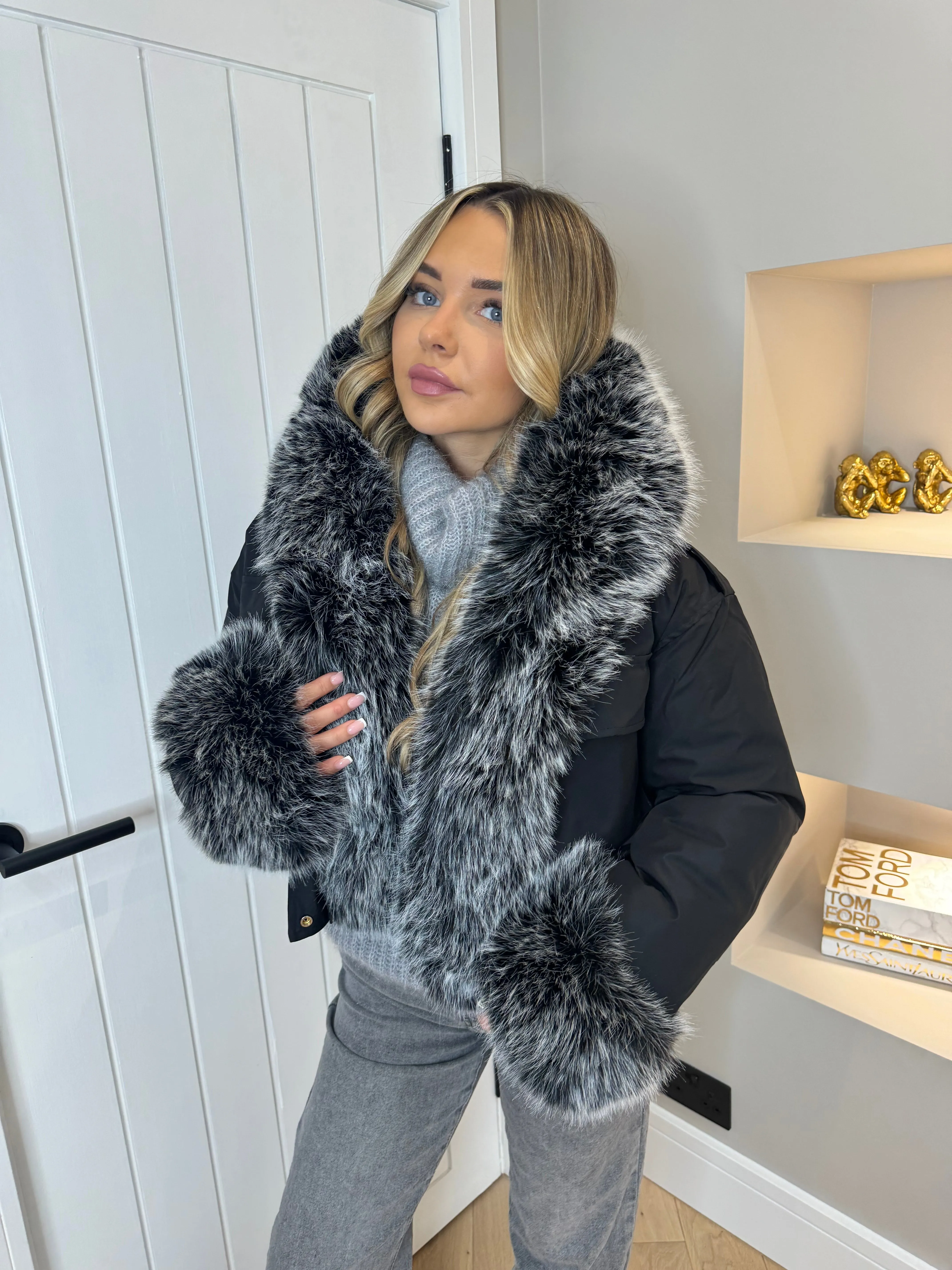Lydia faux fur coat