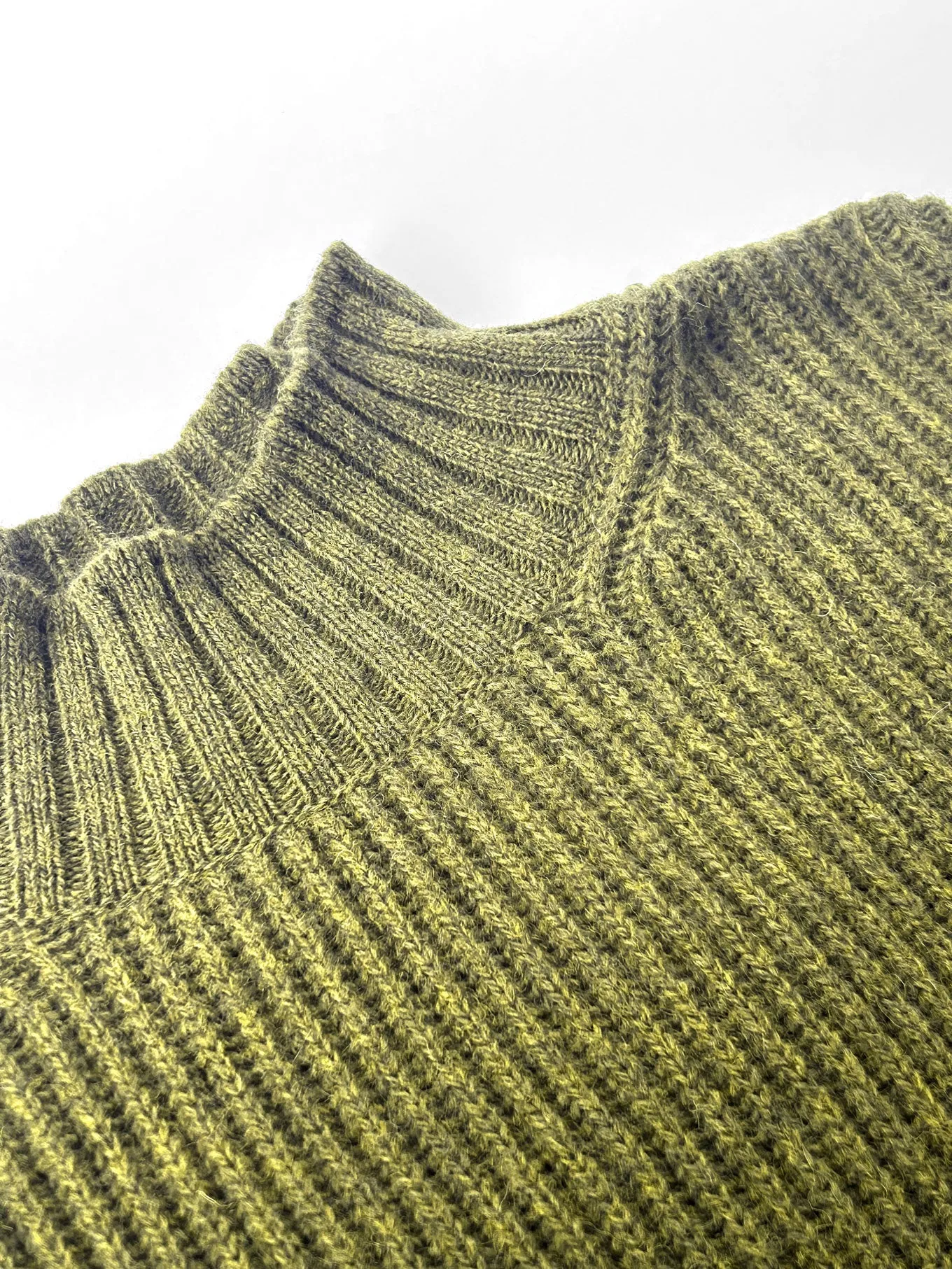 Wild Wool Jumper Green